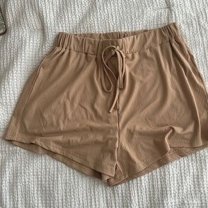 Shein Kahki Flowy Shorts Size Small